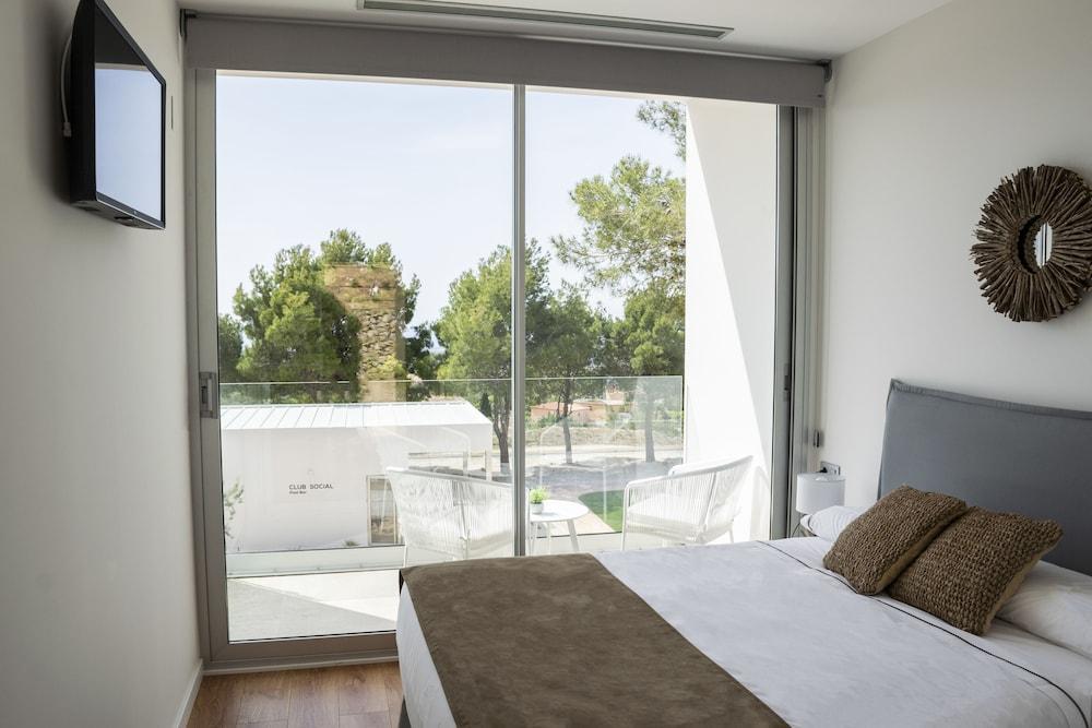 Nature Suites Puig Campana By Ar Hotels & Resorts فينيسترات المظهر الخارجي الصورة