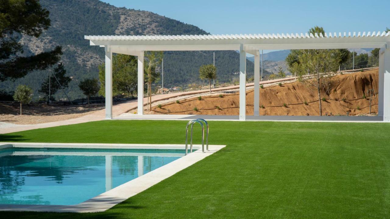 Nature Suites Puig Campana By Ar Hotels & Resorts فينيسترات المظهر الخارجي الصورة