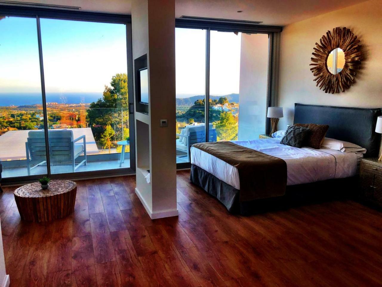 Nature Suites Puig Campana By Ar Hotels & Resorts فينيسترات المظهر الخارجي الصورة