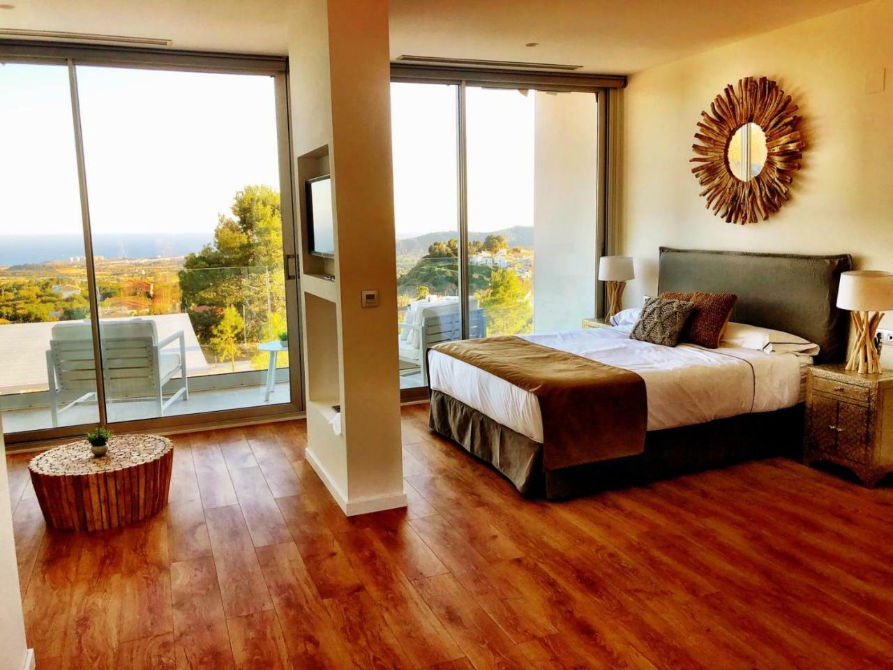 Nature Suites Puig Campana By Ar Hotels & Resorts فينيسترات المظهر الخارجي الصورة